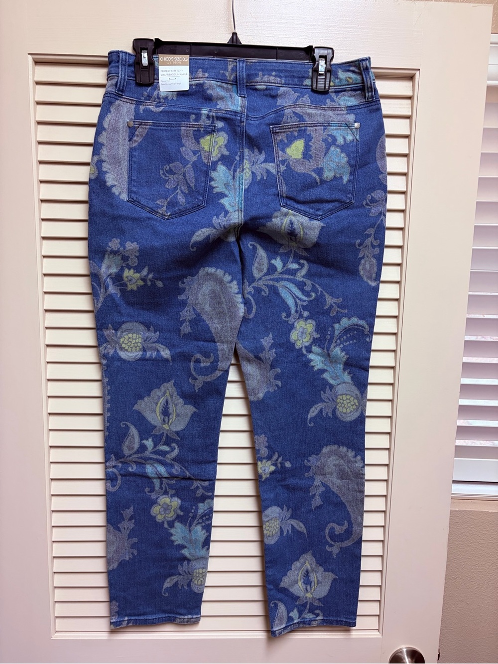 Chico's Floral Paisley Jeans Womens 0.5 (6) Girlfriend Slim Ankle Stretch NWT - Picture 2 of 16